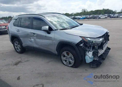 2024 Toyota Rav4 Xle z USA, uszkodzony, nr VIN 2T3W1RFV2RW344310